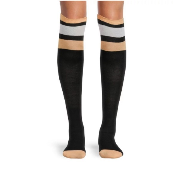 3/$20 Way To Celebrate Women's Lounger Sleep Shirt Socks Set nwot LARGE 12-14 - Picture 4 of 12